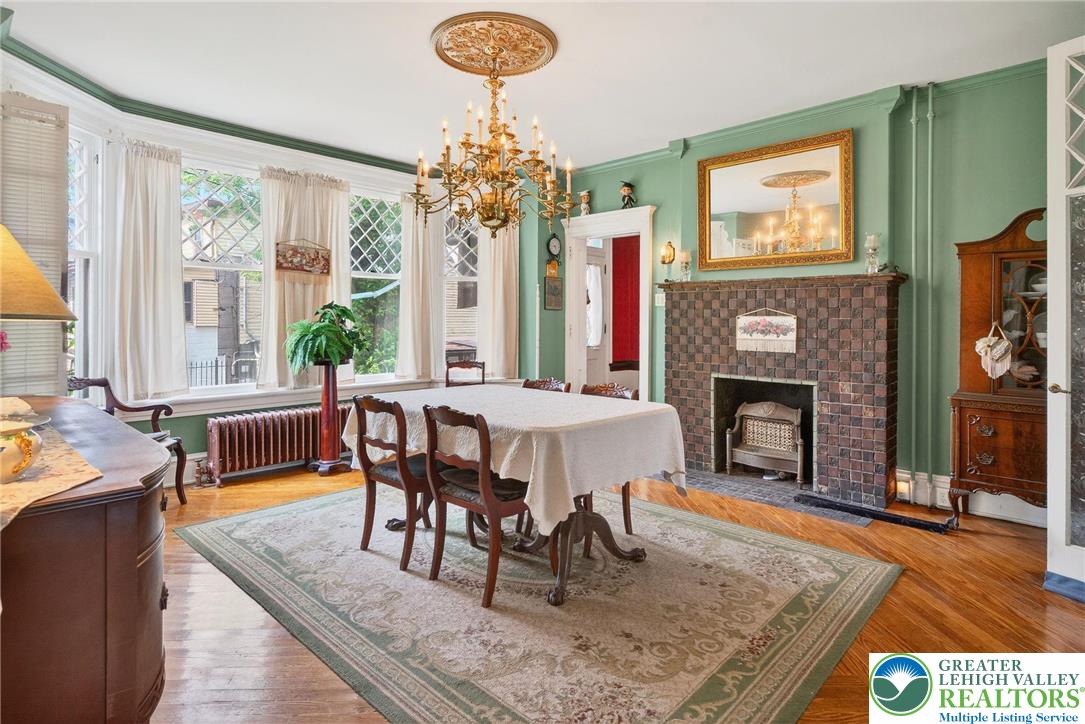 Jim Thorpe Boro, Pennsylvania, 18229, United States, 7 Bedrooms Bedrooms, ,3 BathroomsBathrooms,Residential,For Sale,1903669