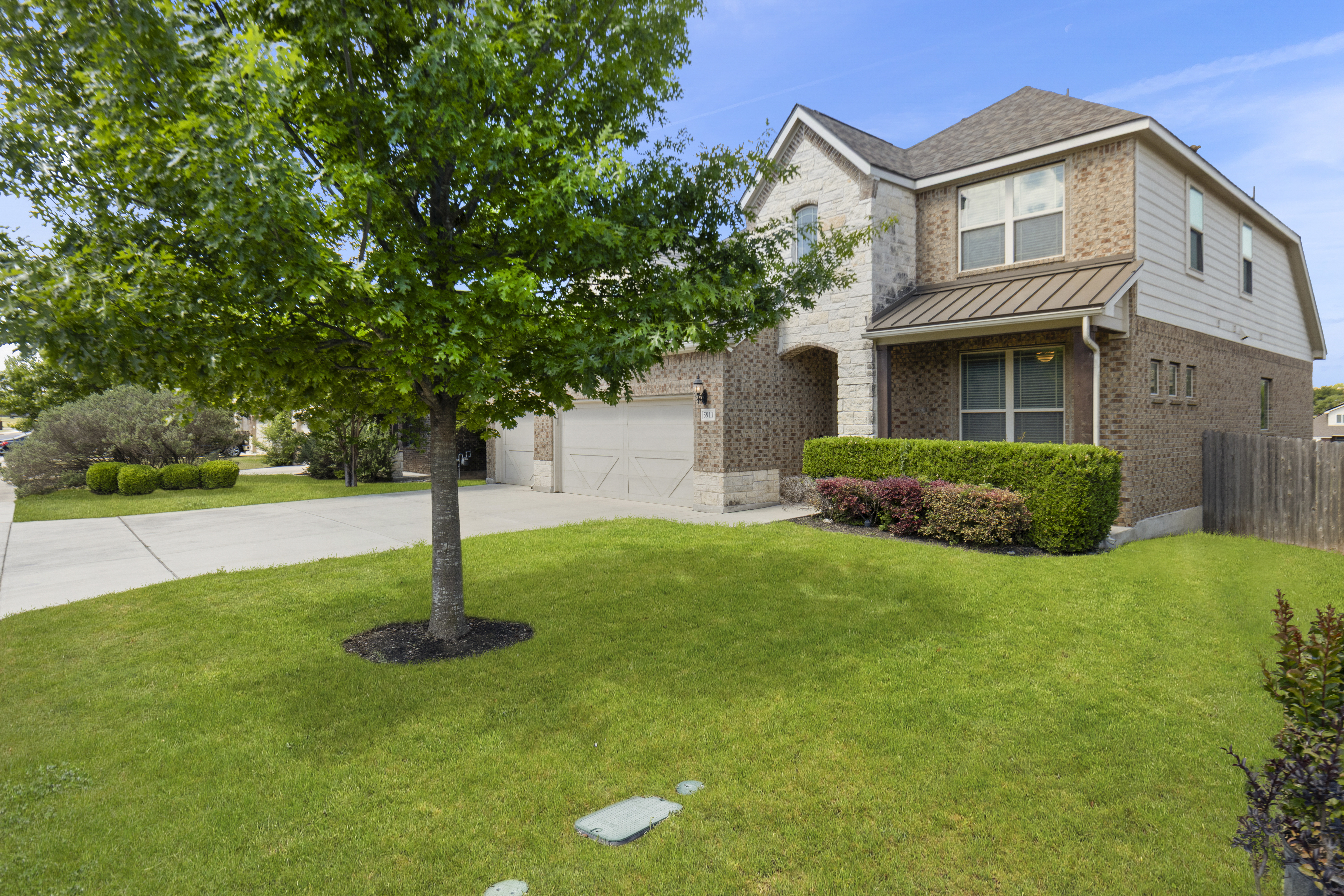  Flexible Living + Game Room in Desirable Northside ISD - 物件實景