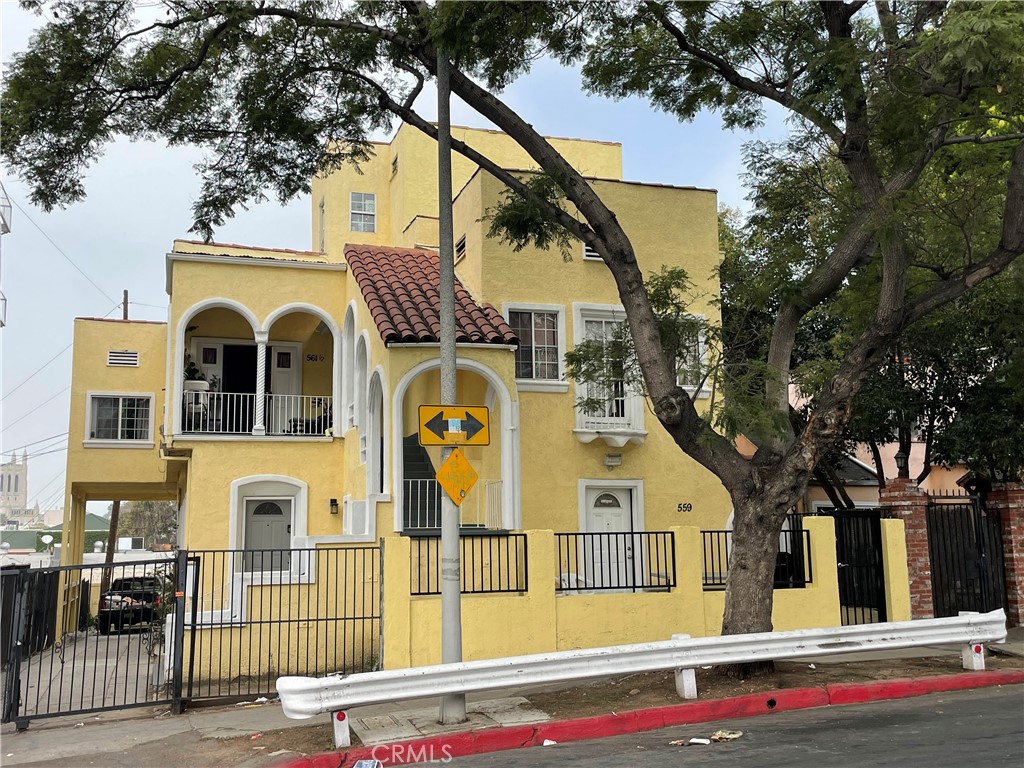 Los Angeles, California, 90057, United States, ,Residential,For Sale,2011363