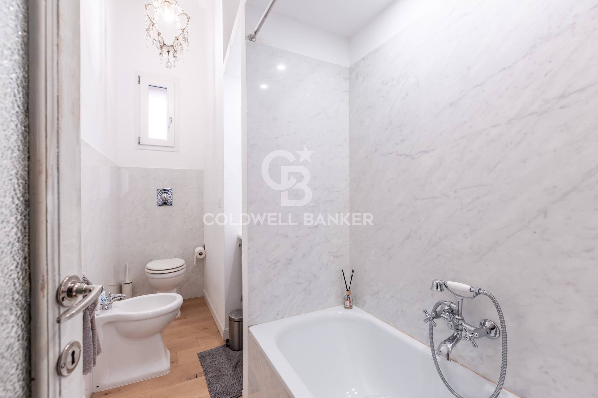 Roma, Roma, 00100, IT, 2 Bedrooms Bedrooms, ,1 BathroomBathrooms,Residential,For Sale,1720839