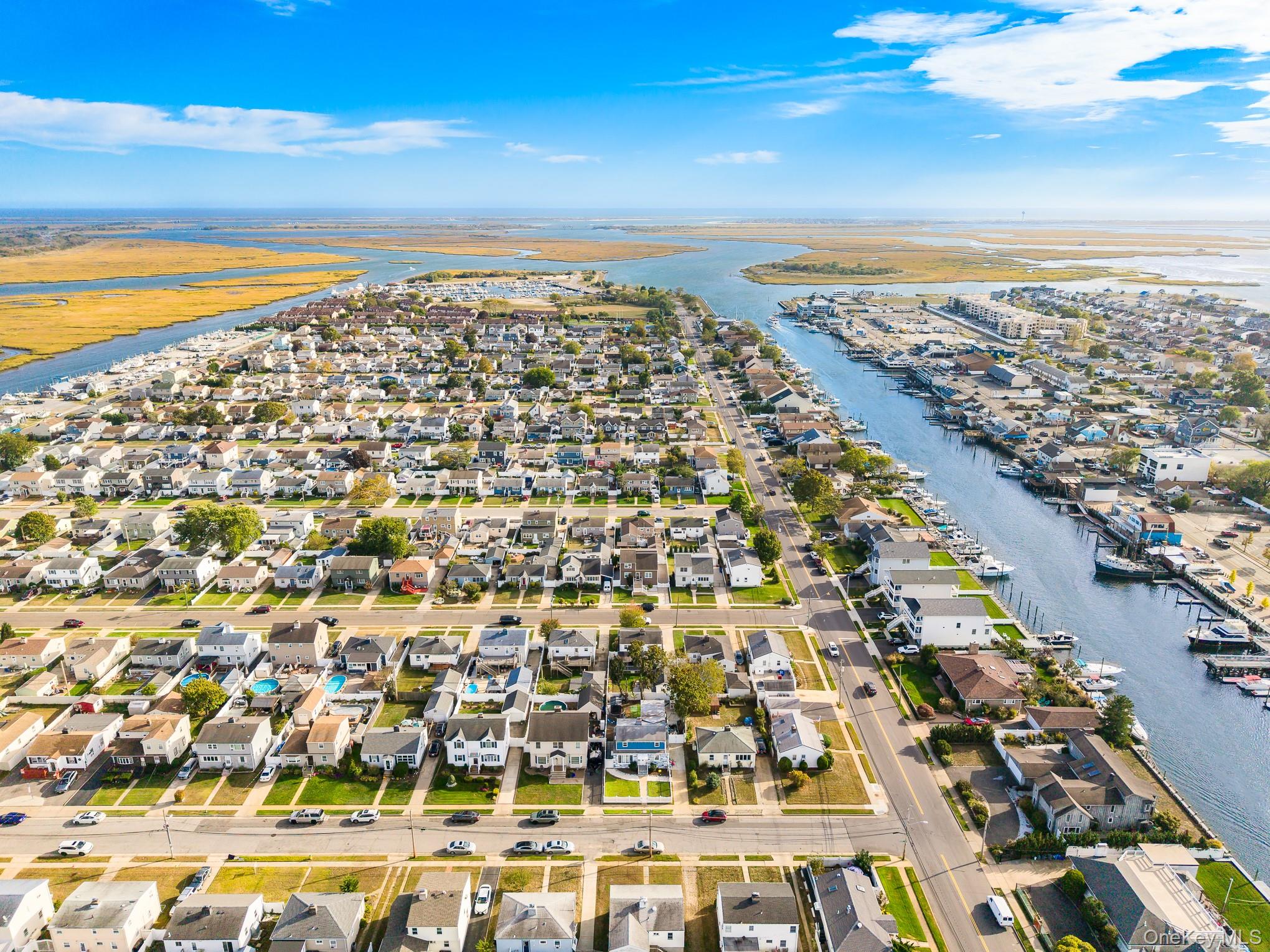 Freeport, New York, 11520, United States, 5 Bedrooms Bedrooms, ,3 BathroomsBathrooms,Residential,For Sale,1977897