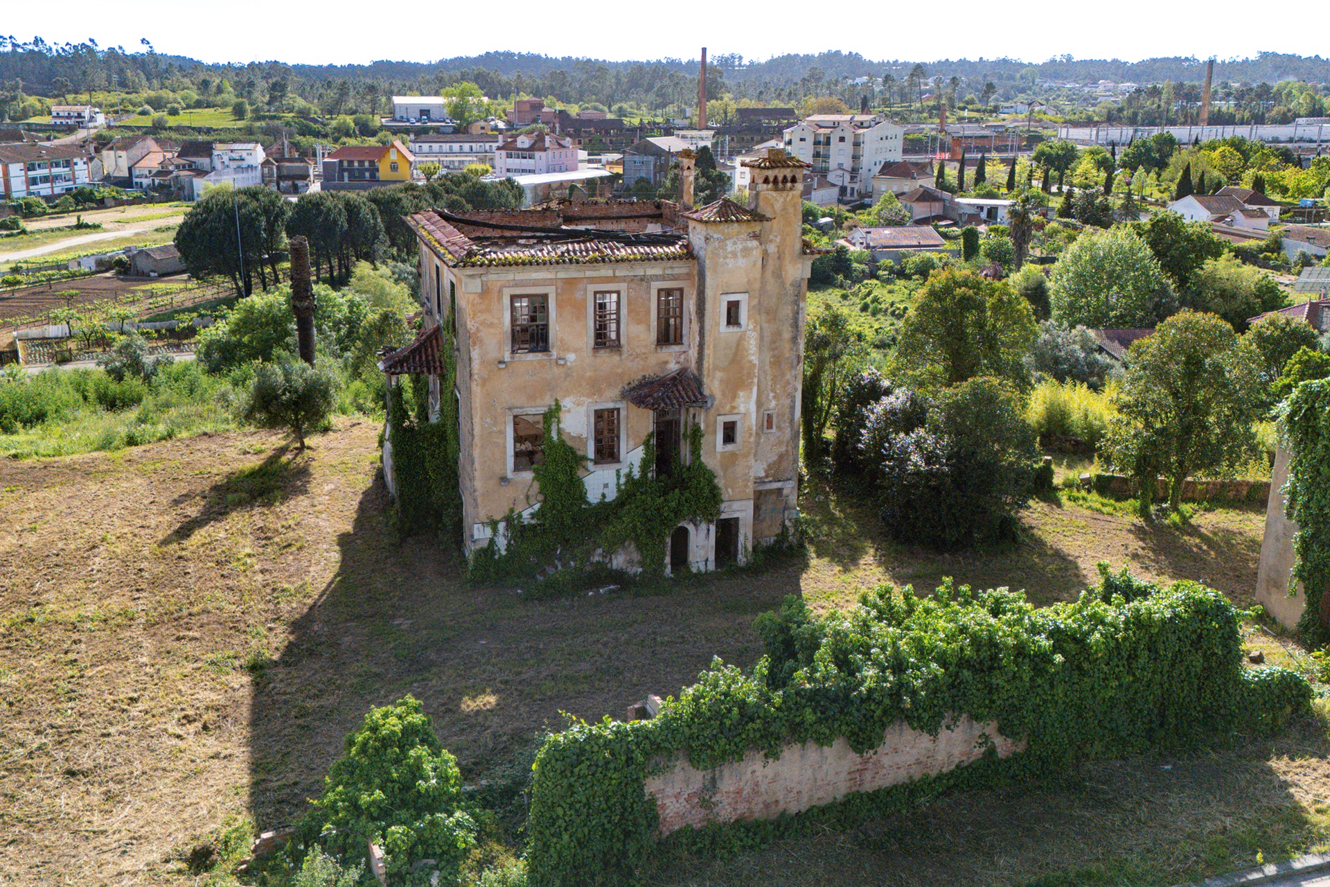  Terreno com ruina for Sale - 物件實景