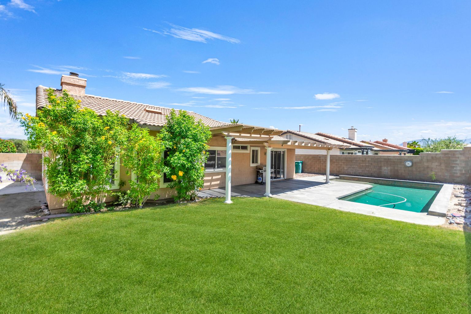 La Quinta, California, 92253, United States, 4 Bedrooms Bedrooms, ,2 BathroomsBathrooms,Residential,For Sale,1921262