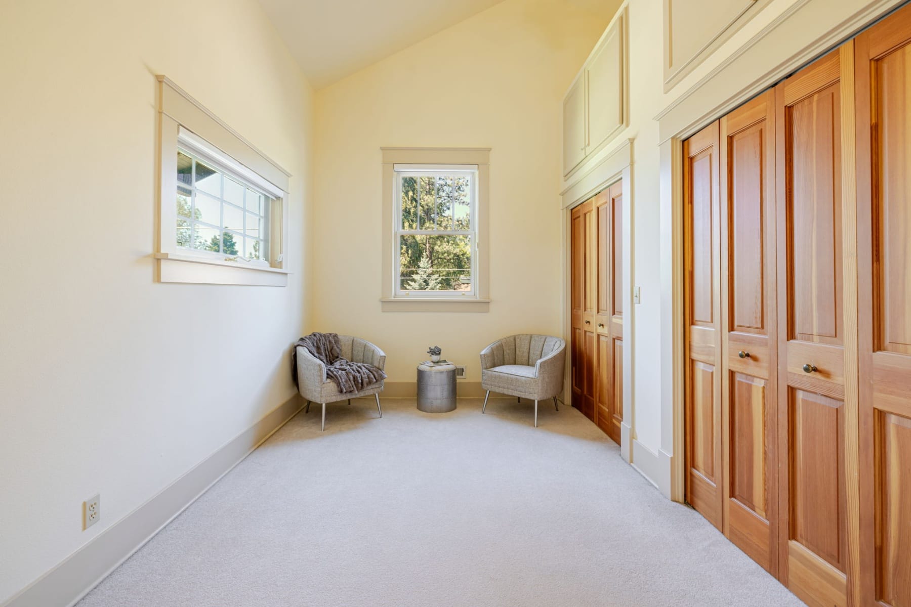  305 NW Columbia Street Bend, OR 97703 - 物件實景