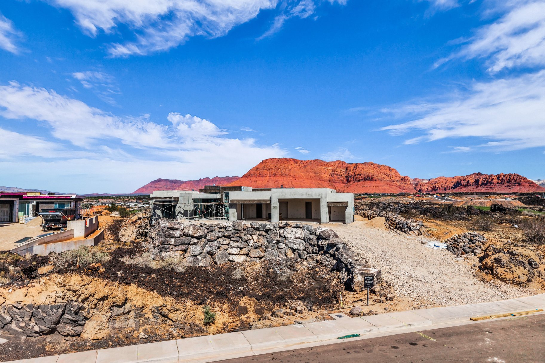  Black Desert Custom Home on Tom Weiskopf Championship Course Hole #7 - 物件實景