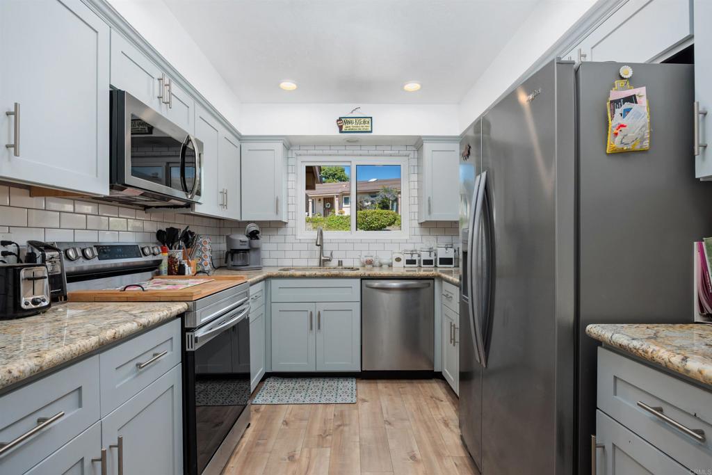 Oceanside, California, 92057, United States, 2 Bedrooms Bedrooms, ,1 BathroomBathrooms,Residential,For Sale,1919861