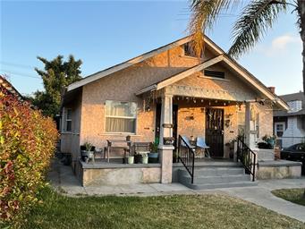 Los Angeles, California, 90037, United States, 4 Bedrooms Bedrooms, ,Residential,For Sale,1975899