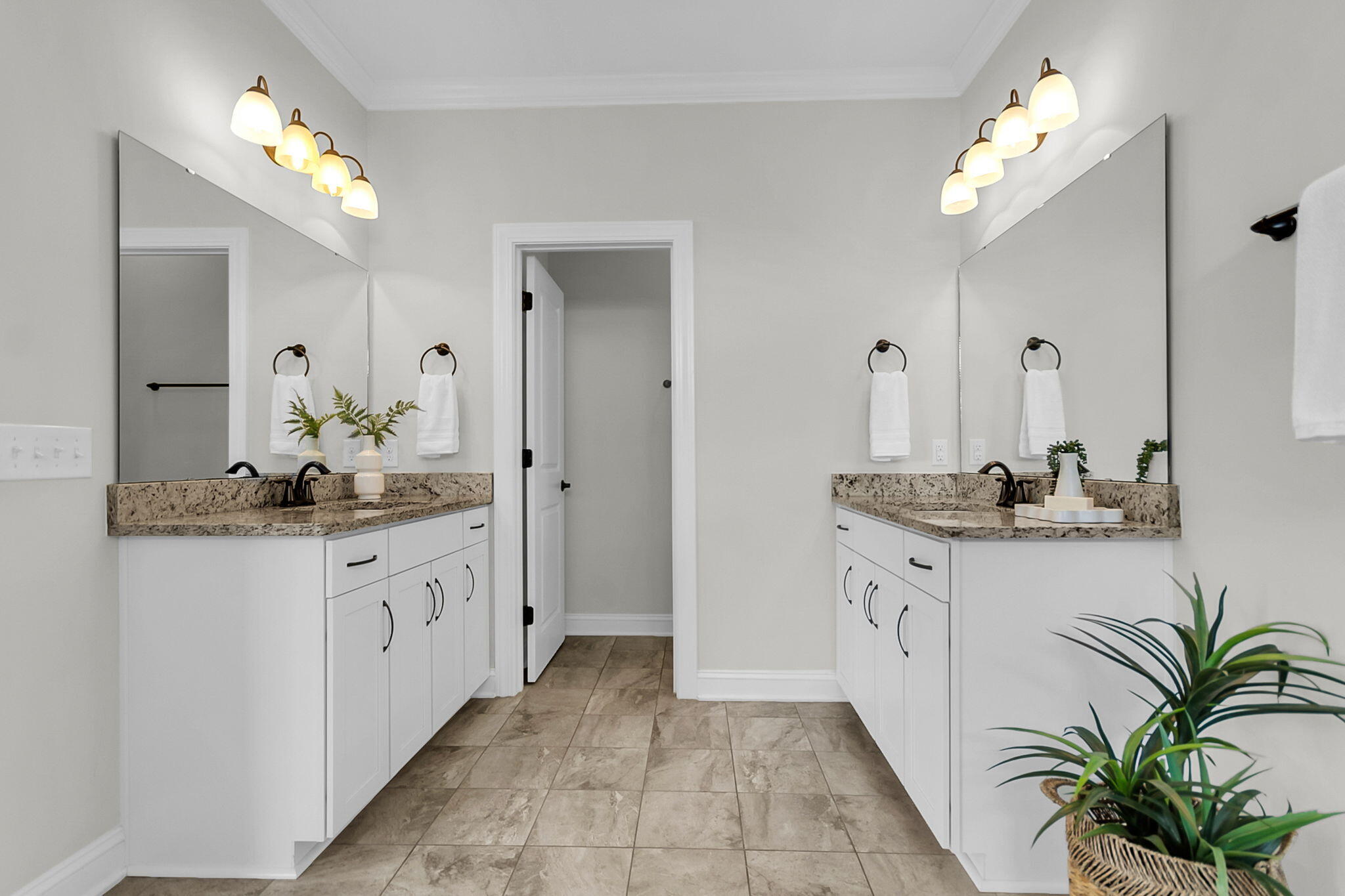 Mount Pleasant, South Carolina, 29466, United States, 4 Bedrooms Bedrooms, ,3 BathroomsBathrooms,Residential,For Sale,1900644