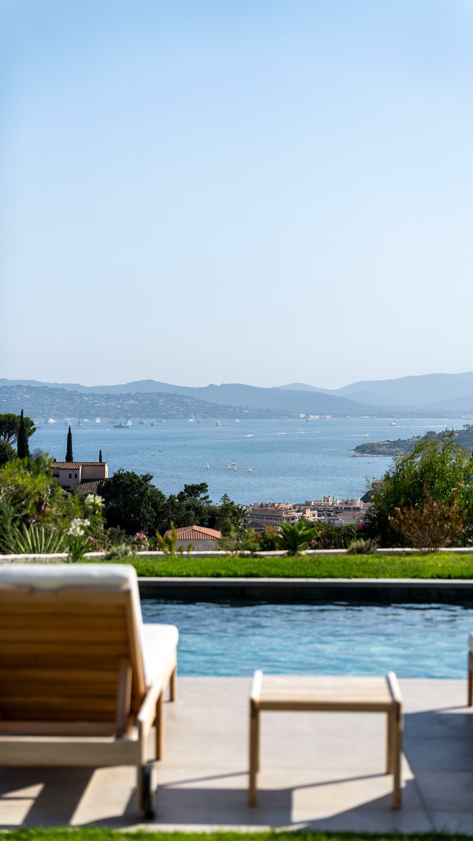  Sainte Maxime contemporary villa for sale with sea views, heated swimming pool … - 物件實景