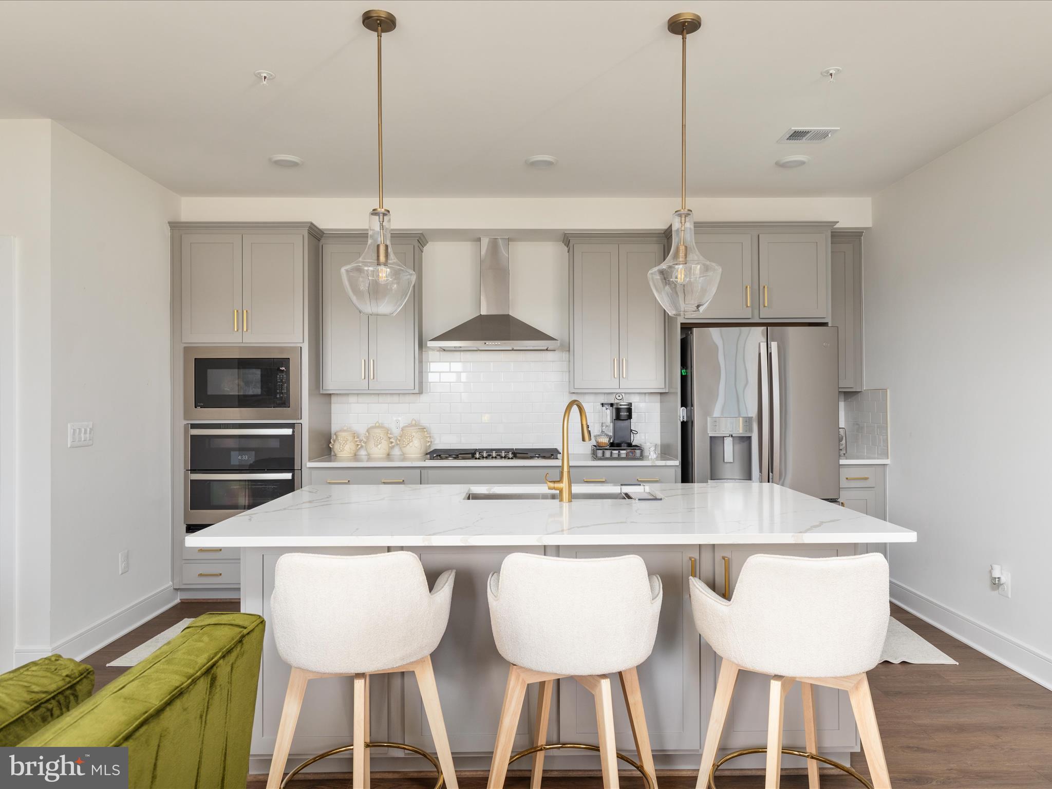 Ashburn, Virginia, 20148, United States, 3 Bedrooms Bedrooms, ,2 BathroomsBathrooms,Residential,For Sale,1980146