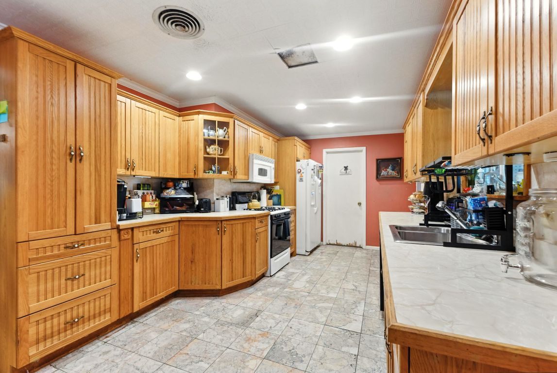 Round Rock, Texas, 78664, United States, 3 Bedrooms Bedrooms, ,2 BathroomsBathrooms,Residential,For Sale,1908918