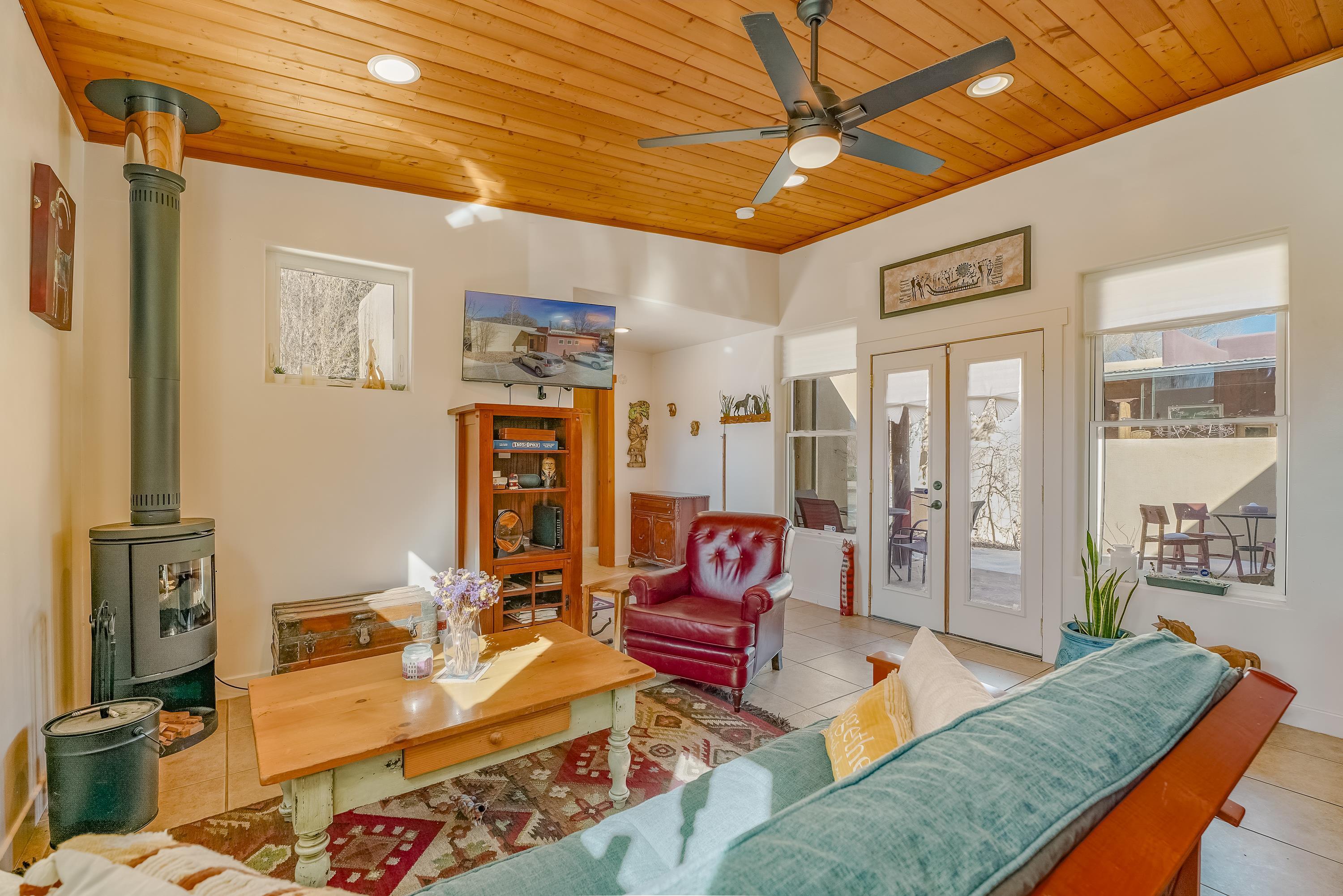 Randall Ln, Taos, NM 87571 #1