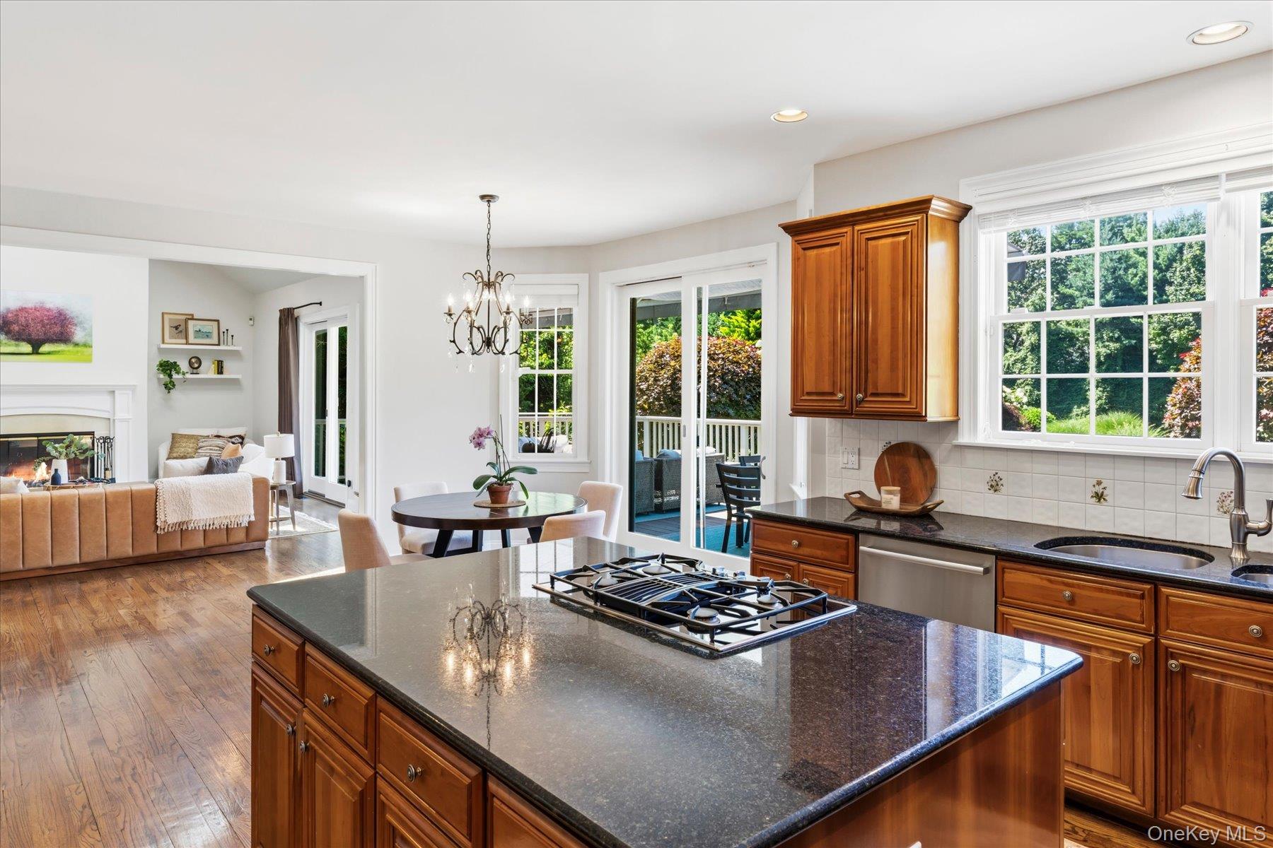  3 Spring Bay Lane, Lloyd Harbor, NY, 11743 - 物件實景