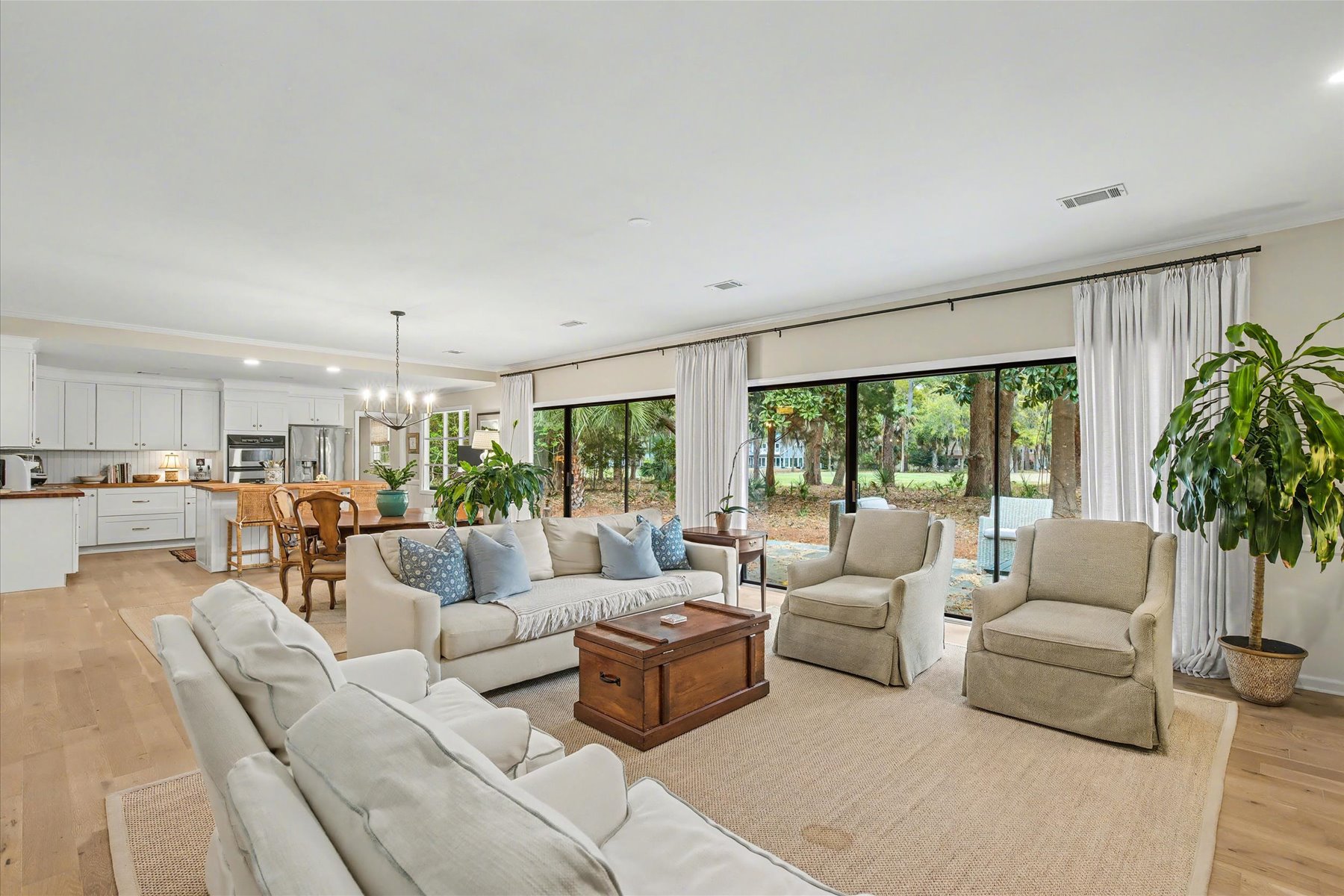  Lovely Updated Cottage in The Landings Gated Community - 物件實景