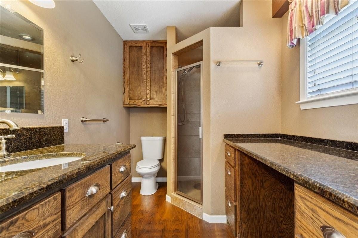 Burnet, Texas, 78611, United States, 4 Bedrooms Bedrooms, ,3 BathroomsBathrooms,Residential,For Sale,1869467