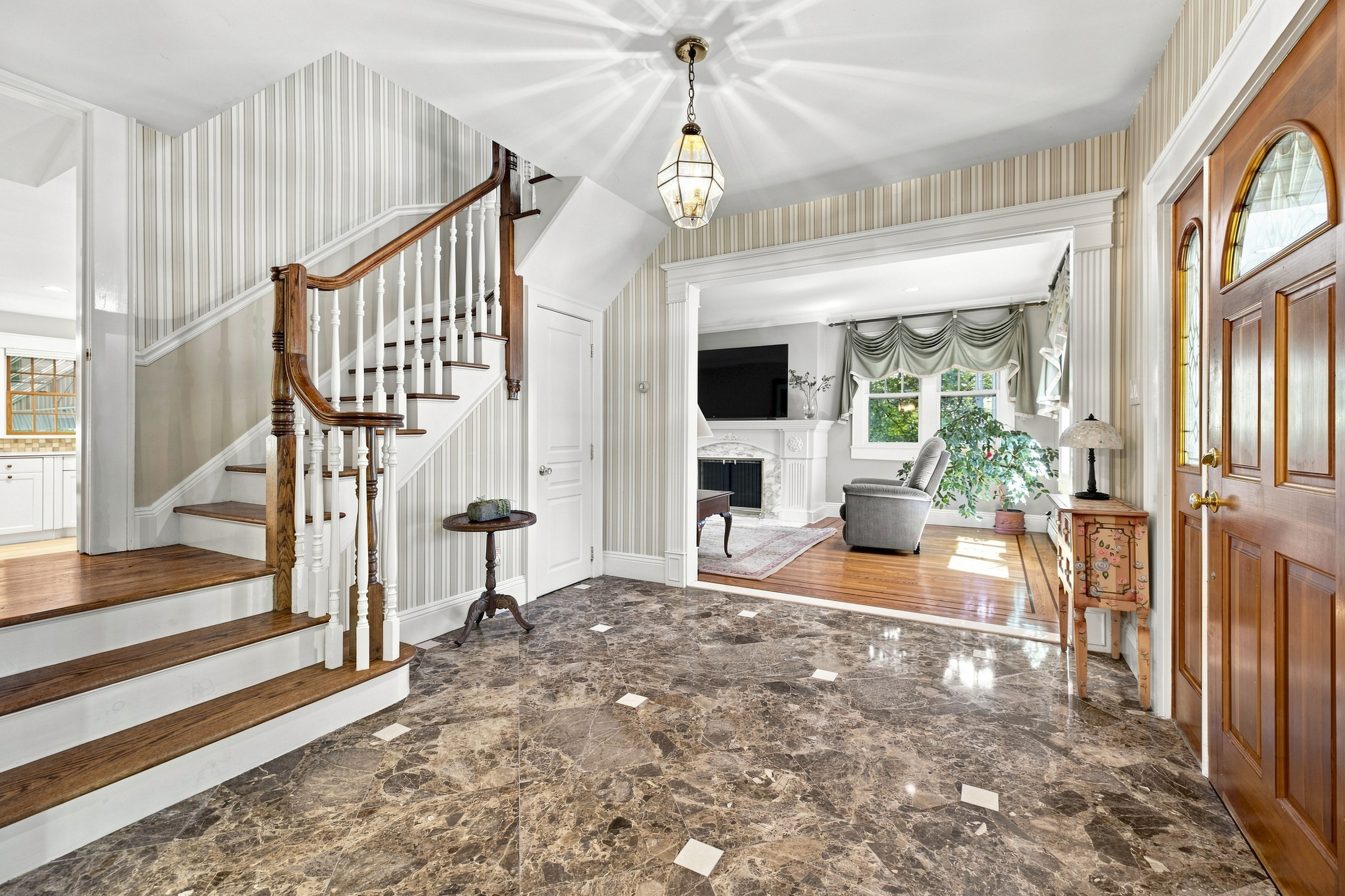  72 Broadway, Rockville Centre, NY, 11570 - 物件實景