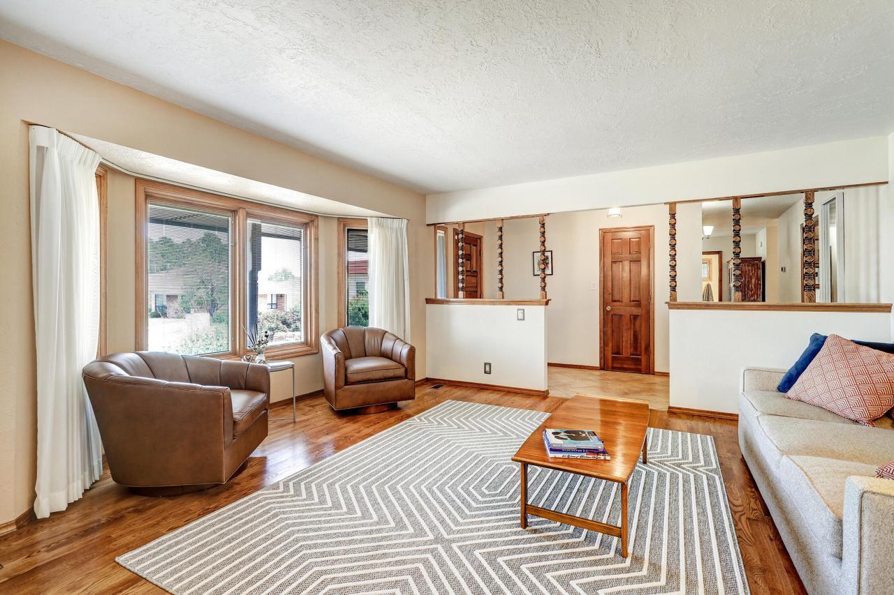 1116 Castellano Court SE, Albuquerque, New Mexico, 87123, United States, 4 Bedrooms Bedrooms, ,3 BathroomsBathrooms,Residential,For Sale,1116 Castellano Court SE,1627649