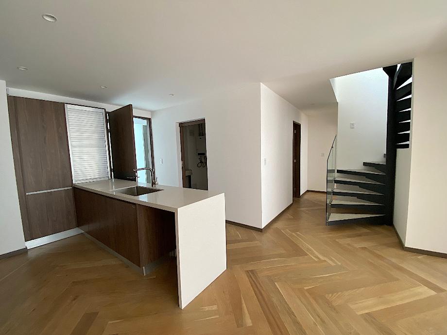 Cuauhtémoc, Ciudad de México, 06700, Mexico, 2 Bedrooms Bedrooms, ,2 BathroomsBathrooms,Residential,For Sale,1805008