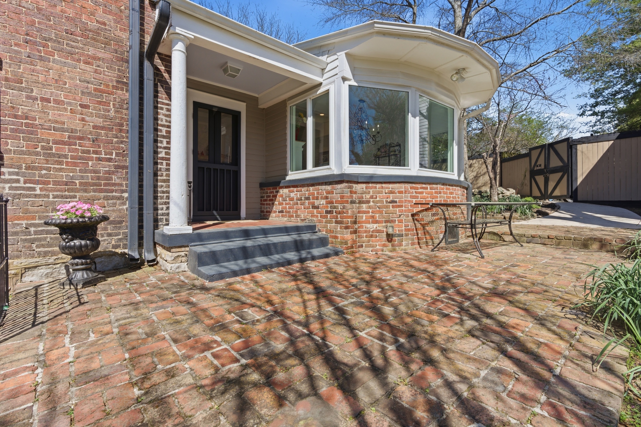  404 Washington Street East, Fayetteville, TN 37334 - 物件實景