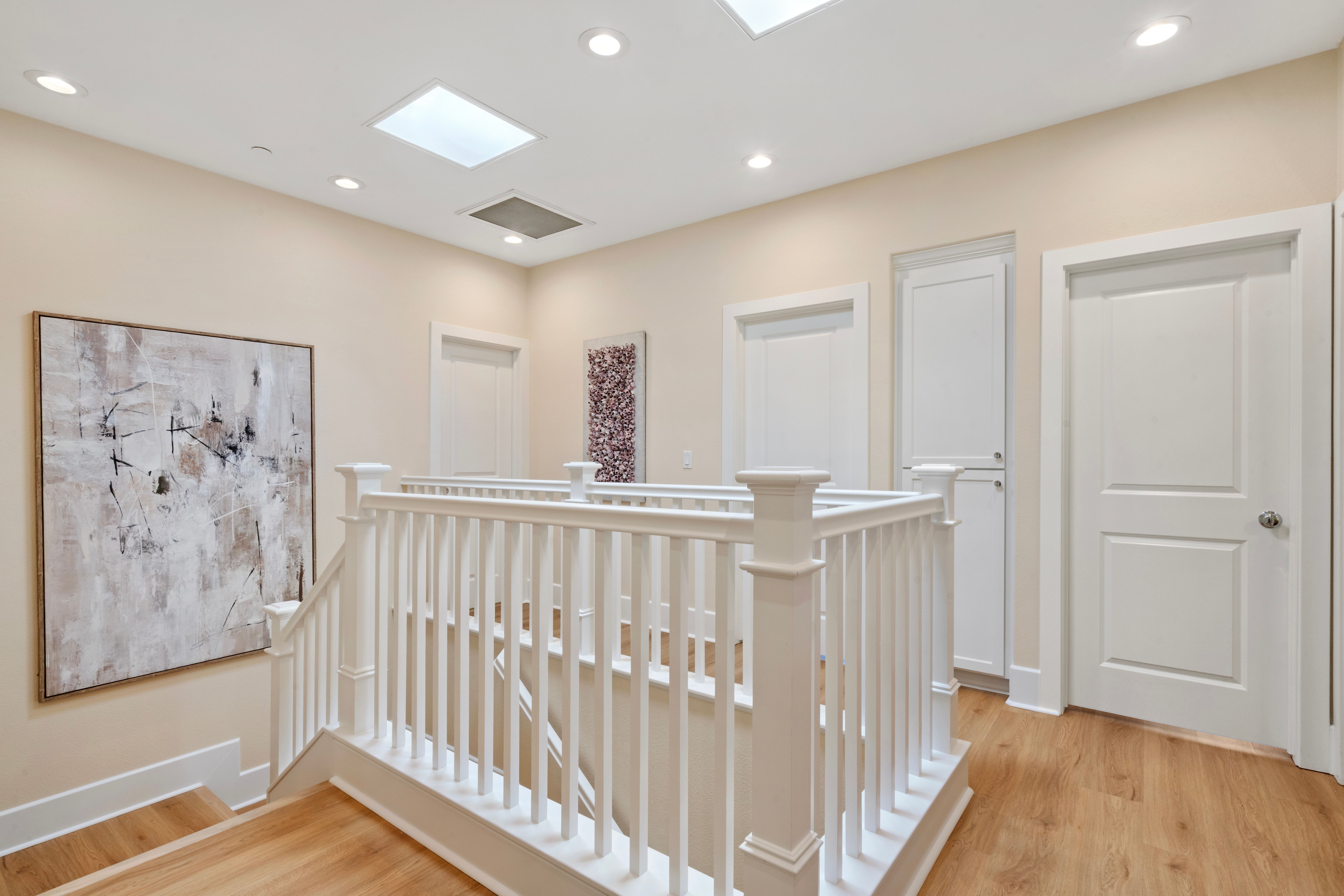  Stunningly Remodeled Craftsman with Top-Rated Warm Springs Schools - 物件實景