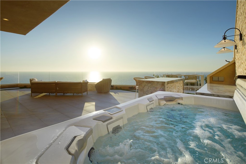 Dana Point, California, 92629, United States, 3 Bedrooms Bedrooms, ,4 BathroomsBathrooms,Residential,For Sale,1885078