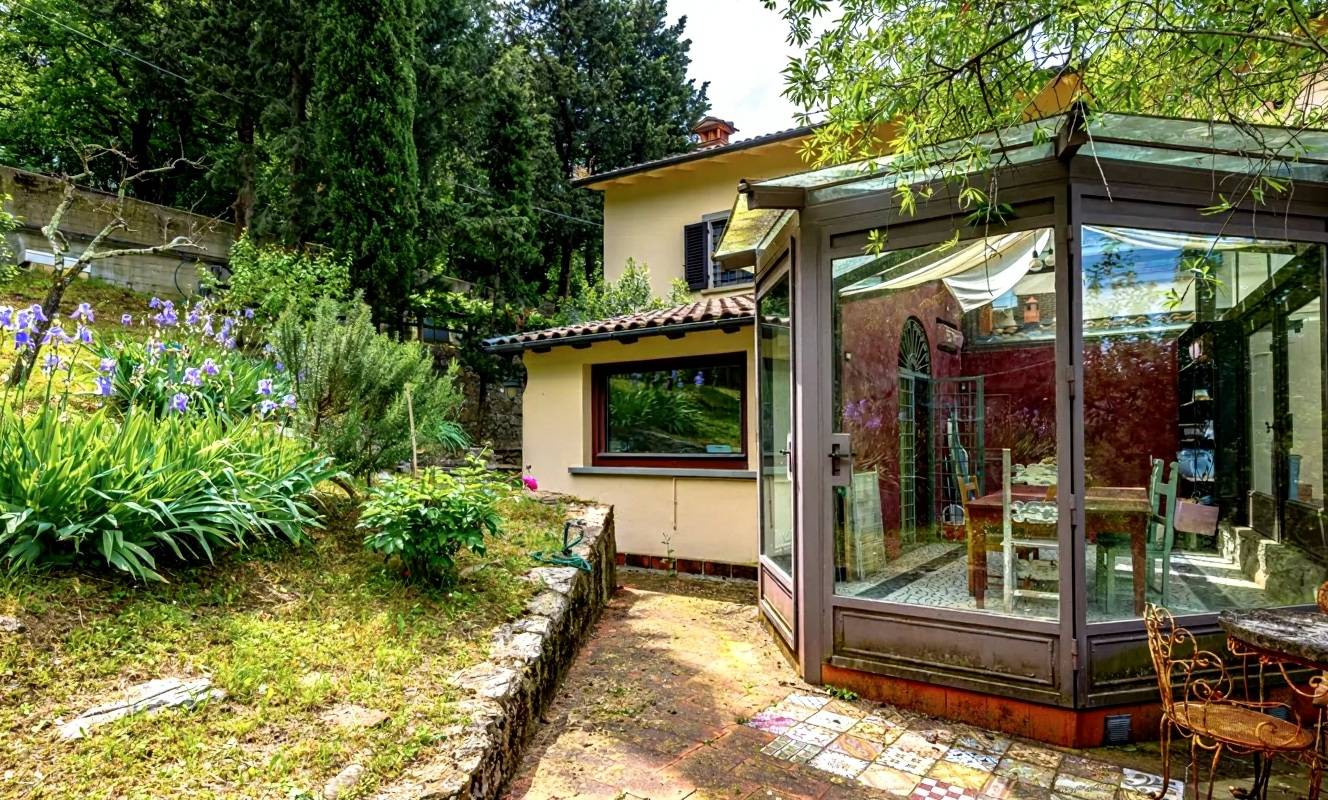 Prato, Prato, 50047, IT, 8 Bedrooms Bedrooms, ,6 BathroomsBathrooms,Residential,For Sale,1991549