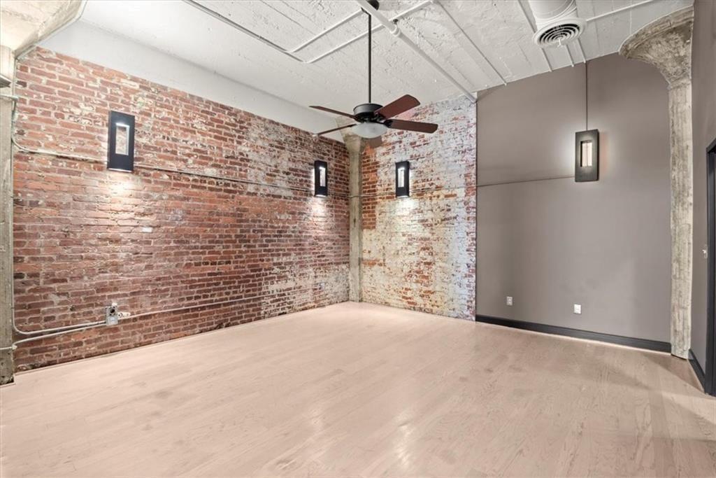 Atlanta, Georgia, 30313, United States, 2 Bedrooms Bedrooms, ,2 BathroomsBathrooms,Residential,For Sale,2001199