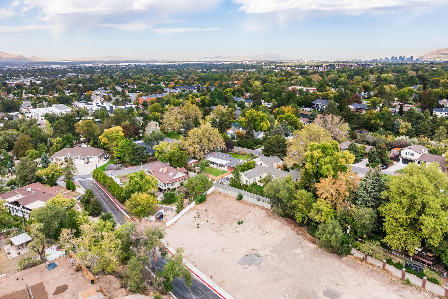  Build New in the Heart of Millcreek - 物件實景