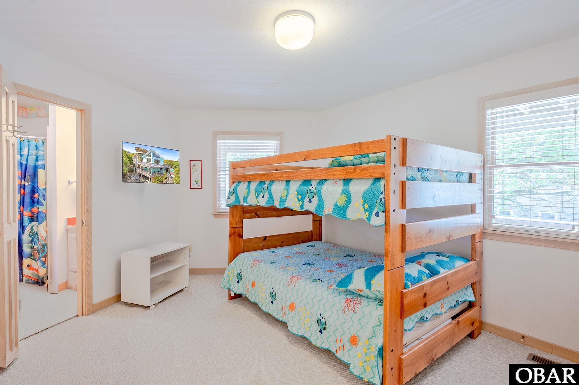 Corolla, North Carolina, 27927, United States, 4 Bedrooms Bedrooms, ,3 BathroomsBathrooms,Residential,For Sale,1793956