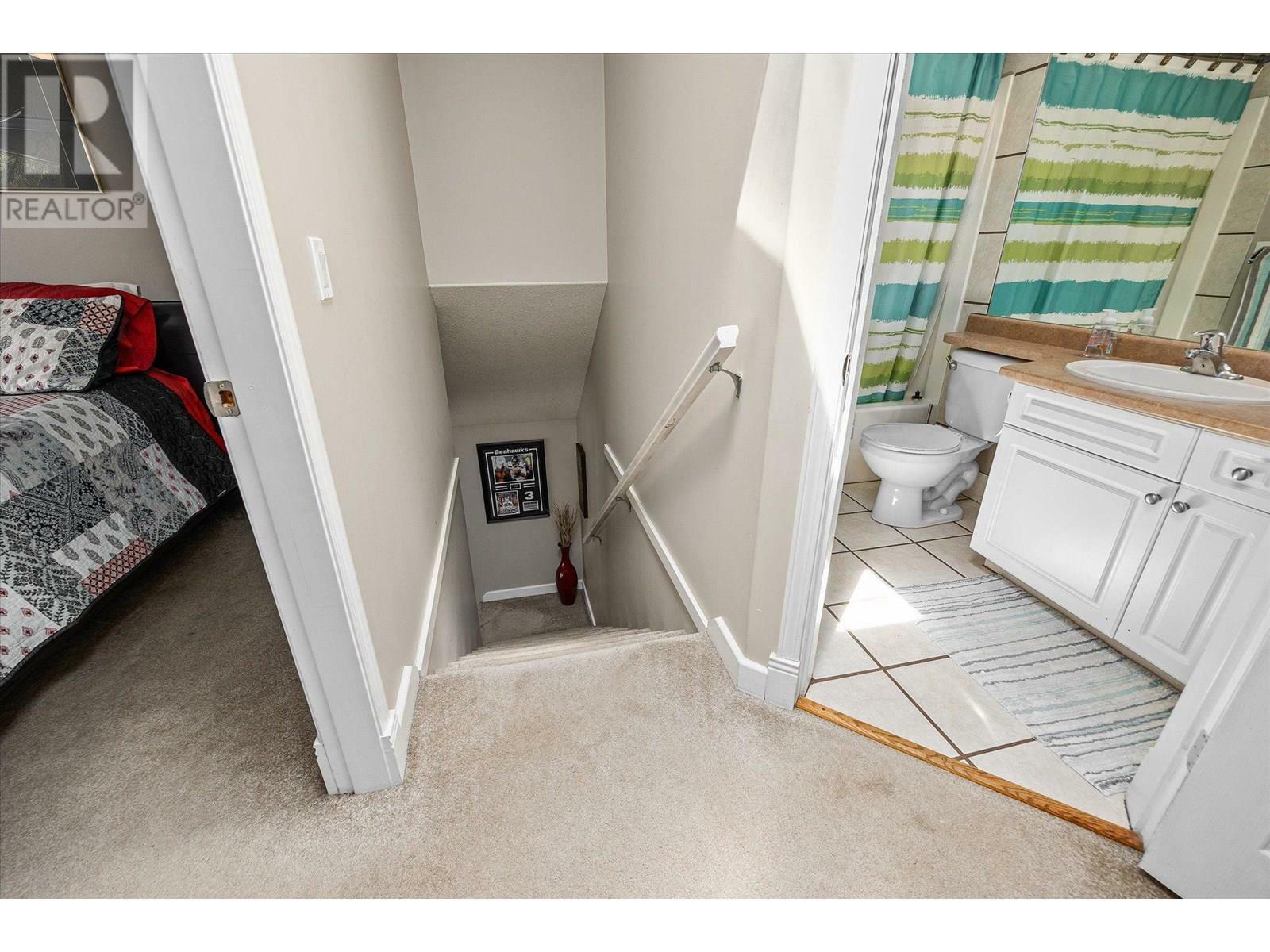 KELOWNA, British Columbia, V1Y 8H7, CA, 3 Bedrooms Bedrooms, ,1 BathroomBathrooms,Residential,For Sale,1961184