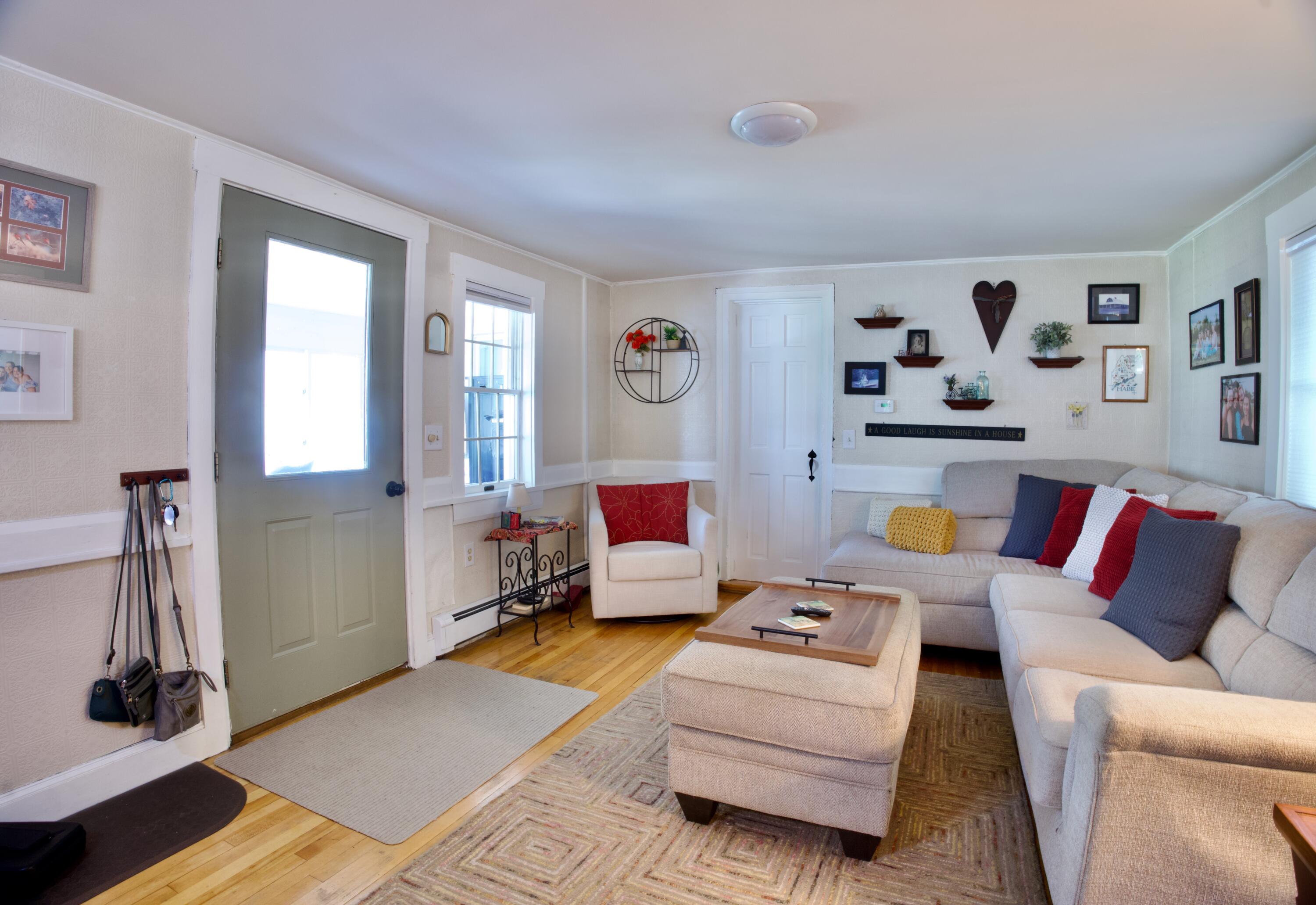 Sanford, Maine, 04083, United States, 4 Bedrooms Bedrooms, ,2 BathroomsBathrooms,Residential,For Sale,1916865