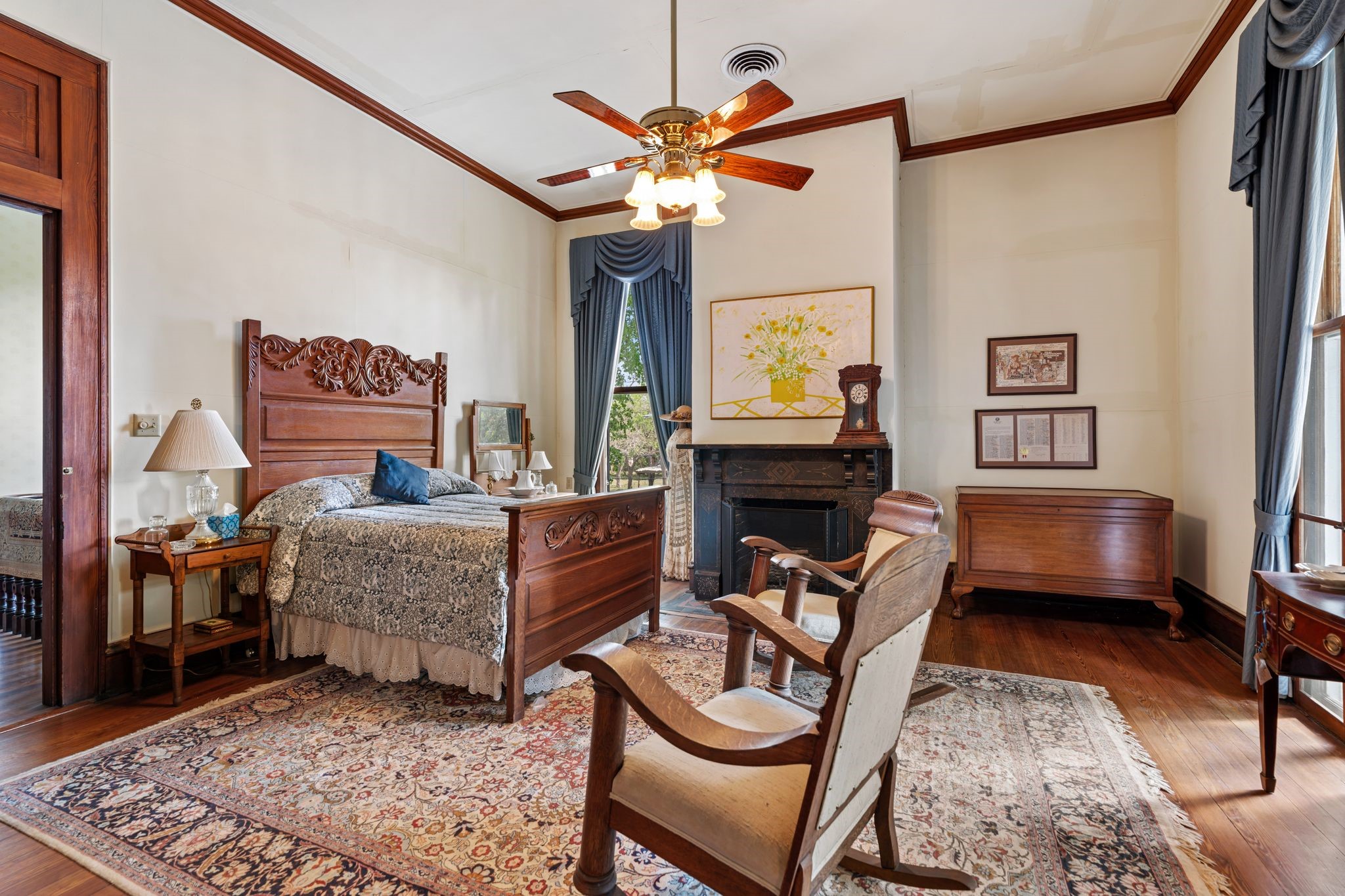  351 E Colorado Street, La Grange, TX, 78945 - 物件實景