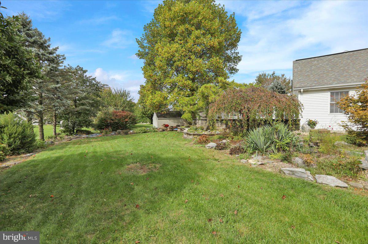 Lebanon, Pennsylvania, 17042, United States, 5 Bedrooms Bedrooms, ,4 BathroomsBathrooms,Residential,For Sale,1965418