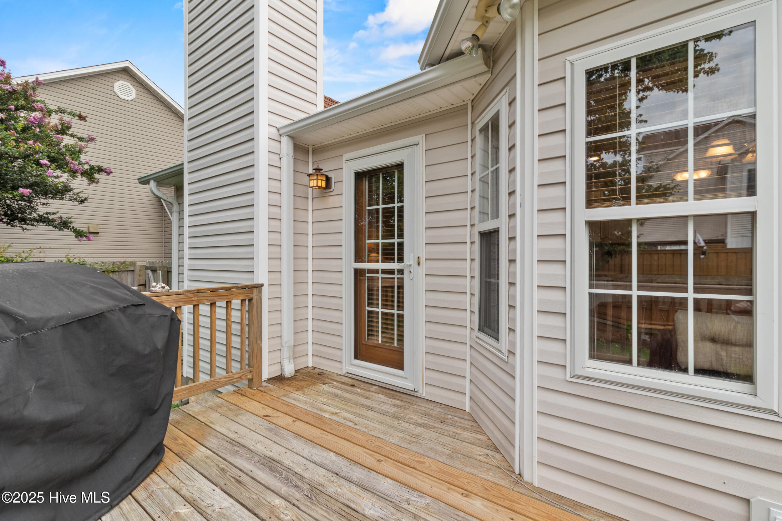 Carolina Beach, North Carolina, 28428, United States, 3 Bedrooms Bedrooms, ,2 BathroomsBathrooms,Residential,For Sale,1890740