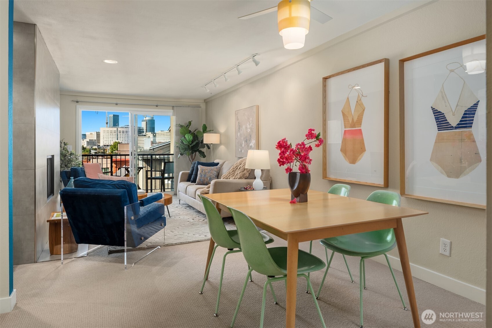 Seattle, Washington, 98122, United States, 2 Bedrooms Bedrooms, ,1 BathroomBathrooms,Residential,For Sale,1955628