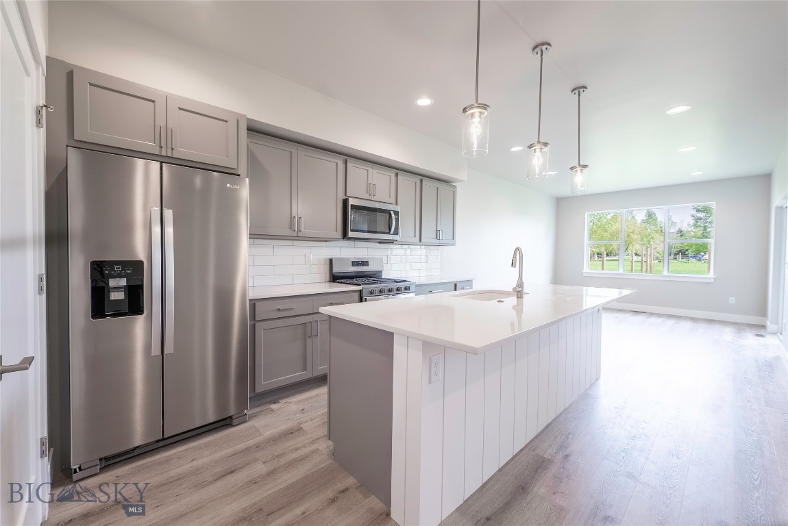 Bozeman, Montana, 59718, United States, 2 Bedrooms Bedrooms, ,2 BathroomsBathrooms,Residential,For Sale,1996113