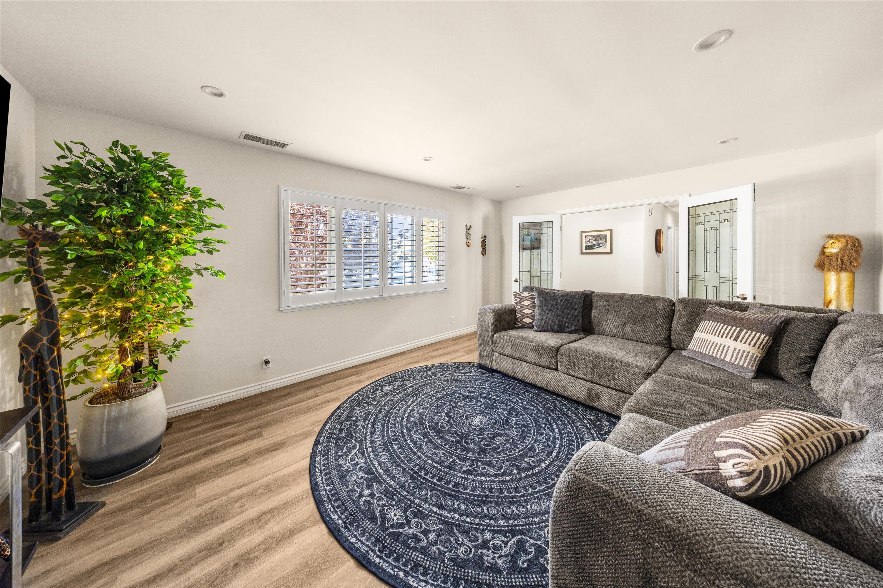 Buellton, California, 93427, United States, 4 Bedrooms Bedrooms, ,3 BathroomsBathrooms,Residential,For Sale,1902526
