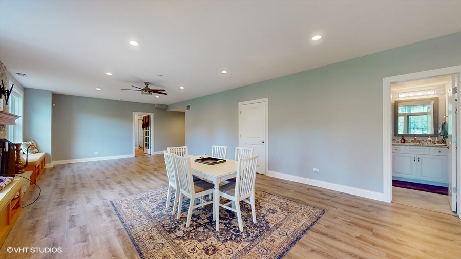 Lakewood, Illinois, 60014, United States, 5 Bedrooms Bedrooms, ,5 BathroomsBathrooms,Residential,For Sale,1980516