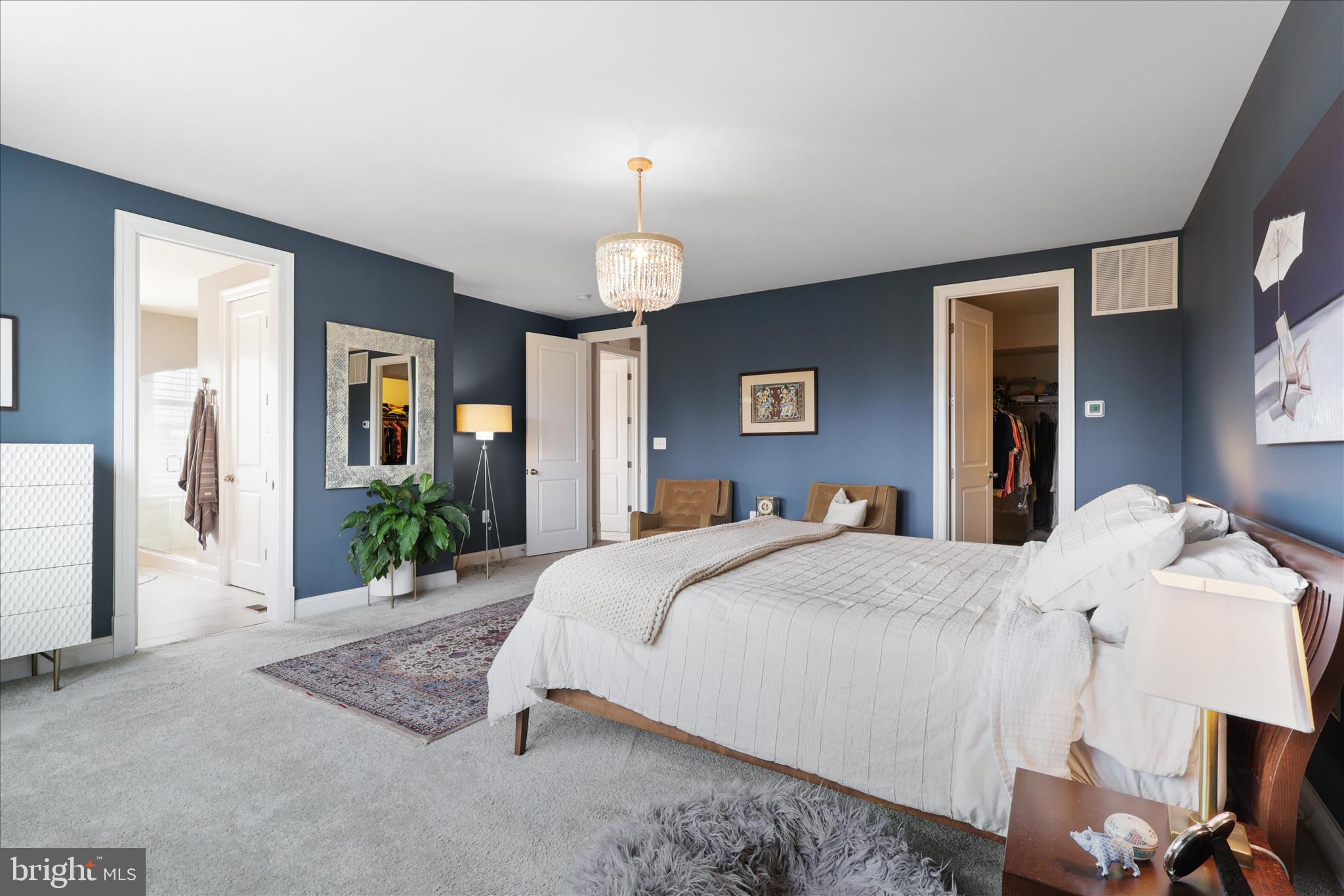 Aldie, Virginia, 20105, United States, 5 Bedrooms Bedrooms, ,5 BathroomsBathrooms,Residential,For Sale,1987386