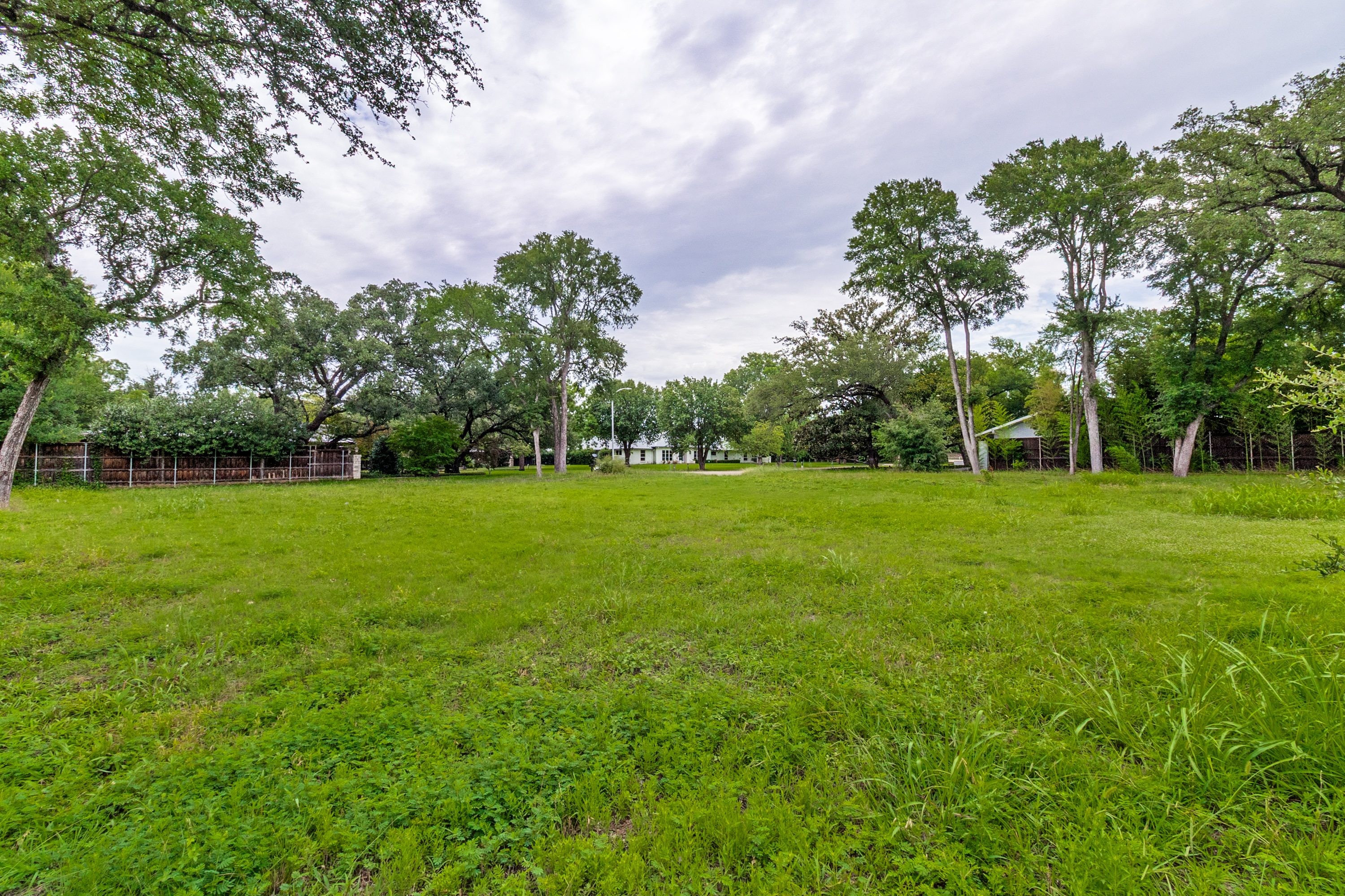  5006 Pebblebrook Drive, Dallas, TX, 75229 - 物件實景