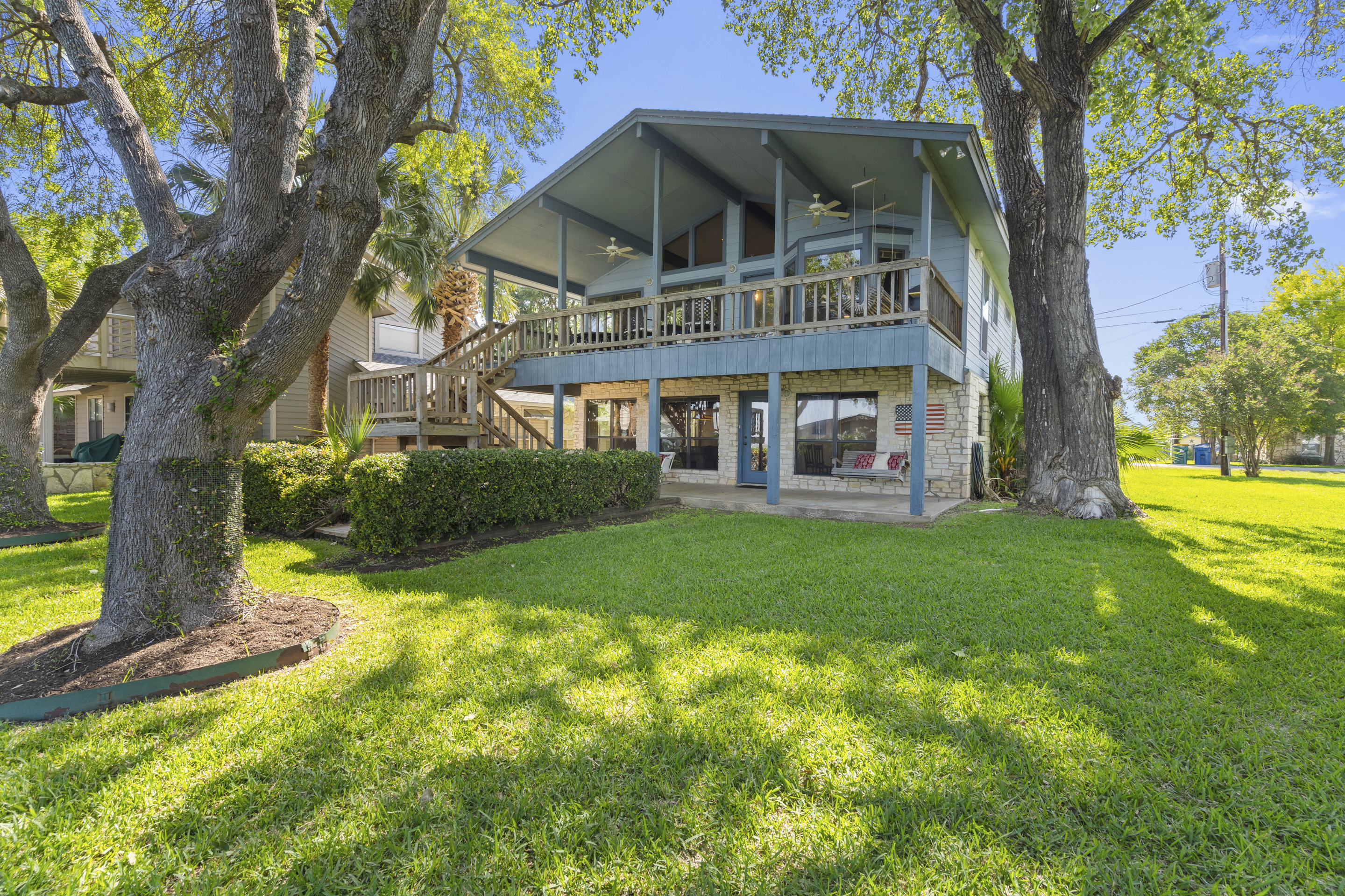  132 Web Isle // on Lake LBJ // Granite Shoals - 物件實景