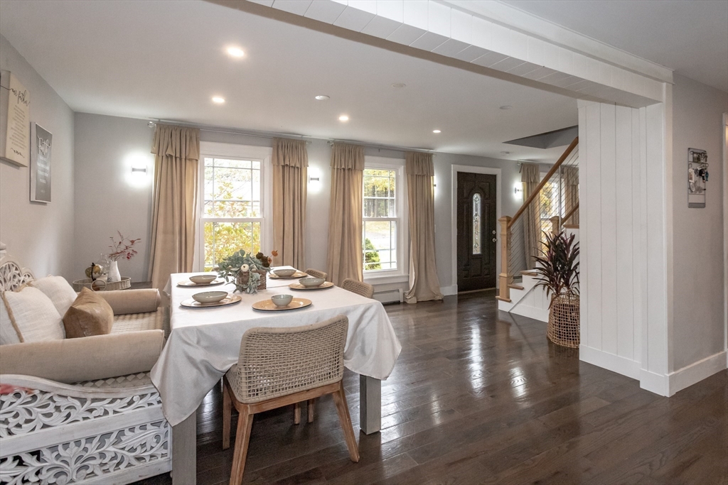 Westfield, Massachusetts, 01085, United States, 4 Bedrooms Bedrooms, ,2 BathroomsBathrooms,Residential,For Sale,1967509