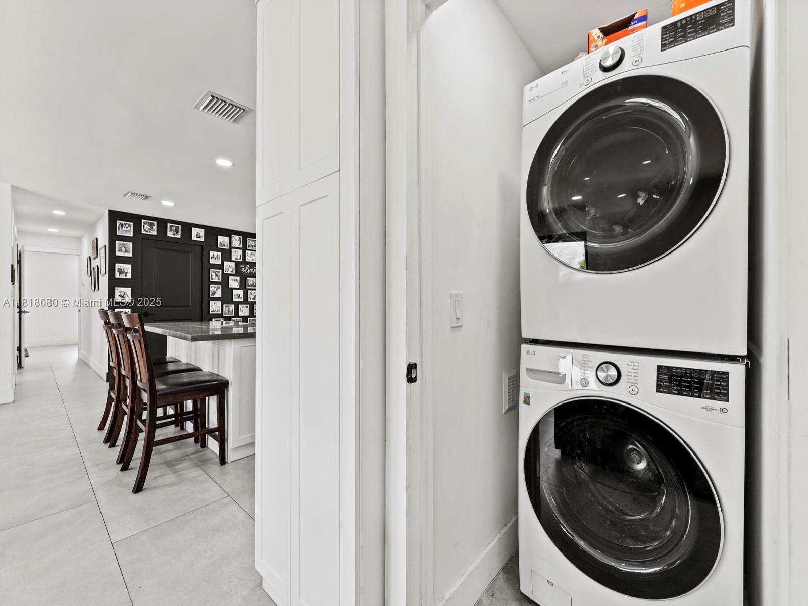 Miami, Florida, 33173, United States, 3 Bedrooms Bedrooms, ,2 BathroomsBathrooms,Residential,For Sale,1857432