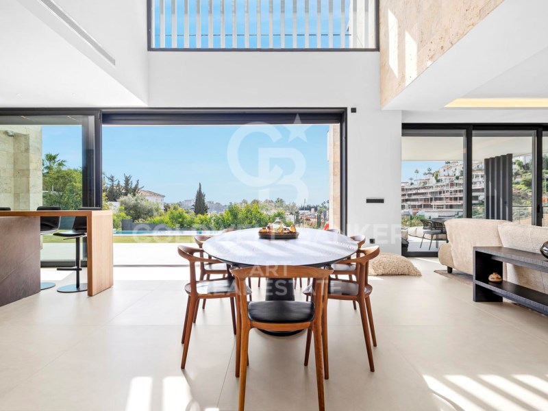 Benahavís, Andalusia, ES, 4 Bedrooms Bedrooms, ,4 BathroomsBathrooms,Residential,For Sale,1804057