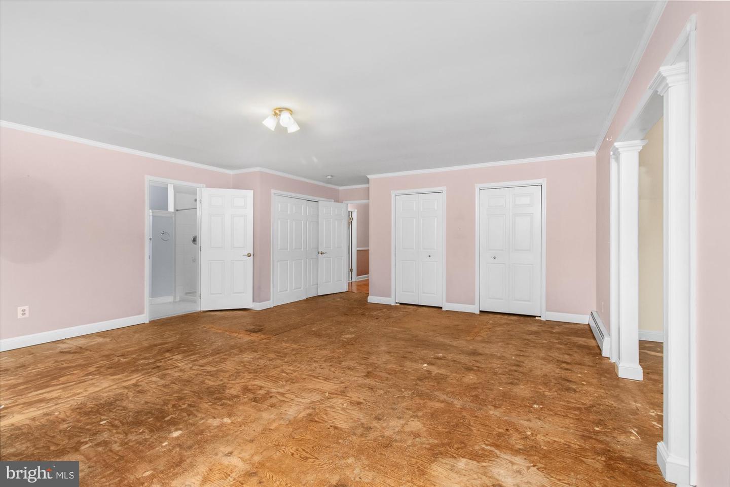 Lambertville, New Jersey, 08530, United States, 4 Bedrooms Bedrooms, ,3 BathroomsBathrooms,Residential,For Sale,1901390