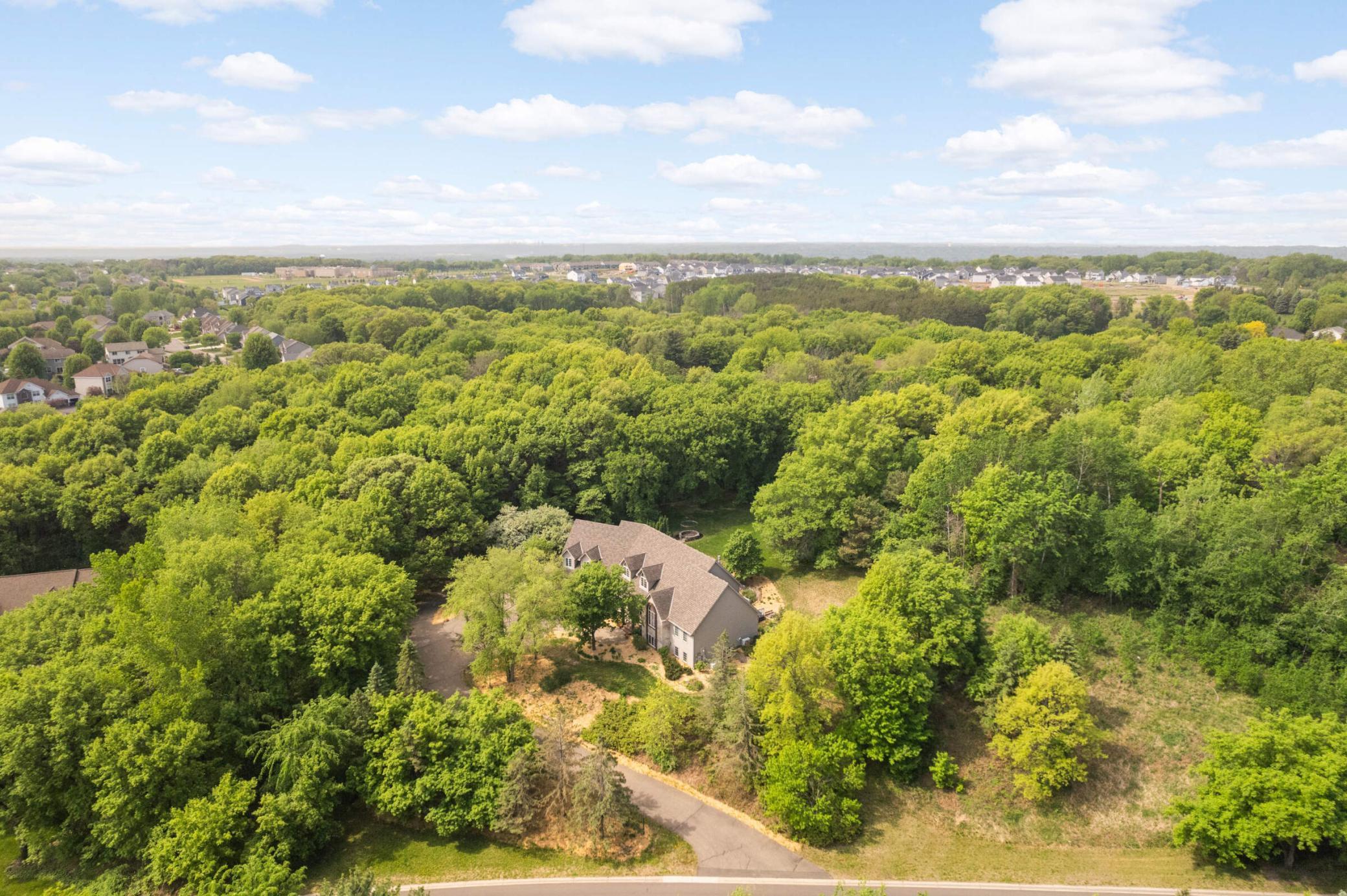 Woodbury, Minnesota, 55129, United States, 5 Bedrooms Bedrooms, ,5 BathroomsBathrooms,Residential,For Sale,1989522