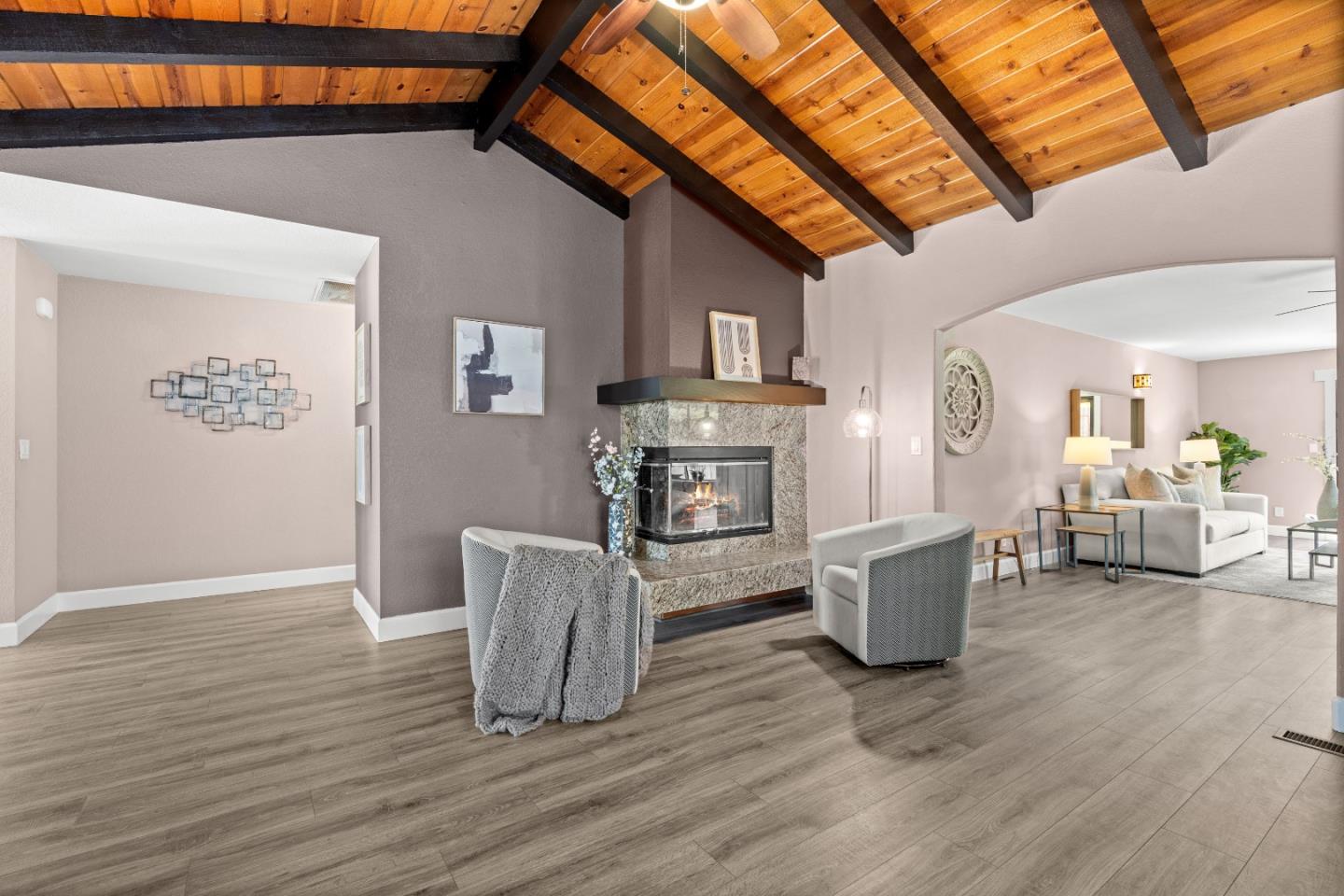 Hollister, California, 95023, United States, 3 Bedrooms Bedrooms, ,2 BathroomsBathrooms,Residential,For Sale,1903543