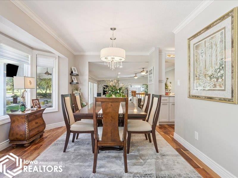 Burlington, Iowa, 52601, United States, 3 Bedrooms Bedrooms, ,3 BathroomsBathrooms,Residential,For Sale,1980074