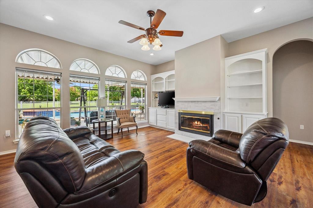 Forney, Texas, 75126, United States, 4 Bedrooms Bedrooms, ,3 BathroomsBathrooms,Residential,For Sale,1895452