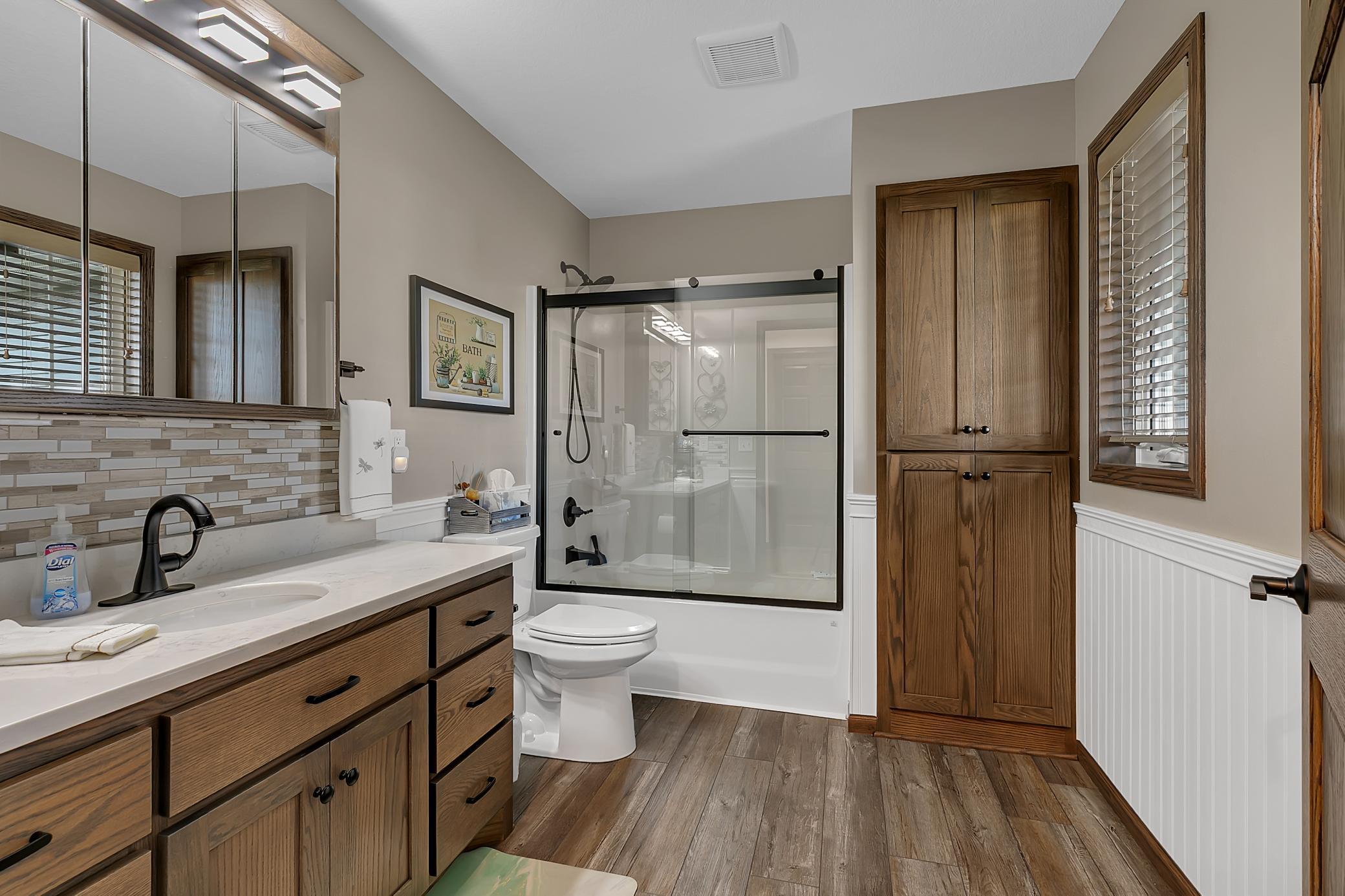 Saint Joseph, Minnesota, 56374, United States, 3 Bedrooms Bedrooms, ,2 BathroomsBathrooms,Residential,For Sale,1988630